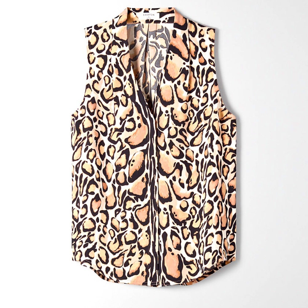 NWT Aritzia Babaton Sleeveless Power Blouse, Small